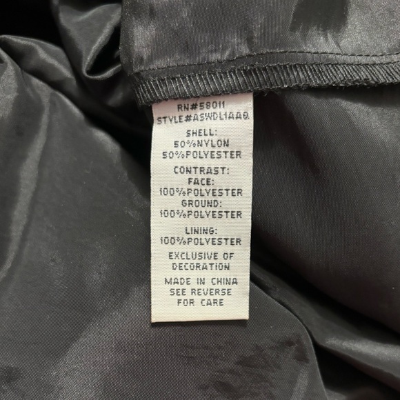 Black and Gold Evening Dress - Picture 7 of 11